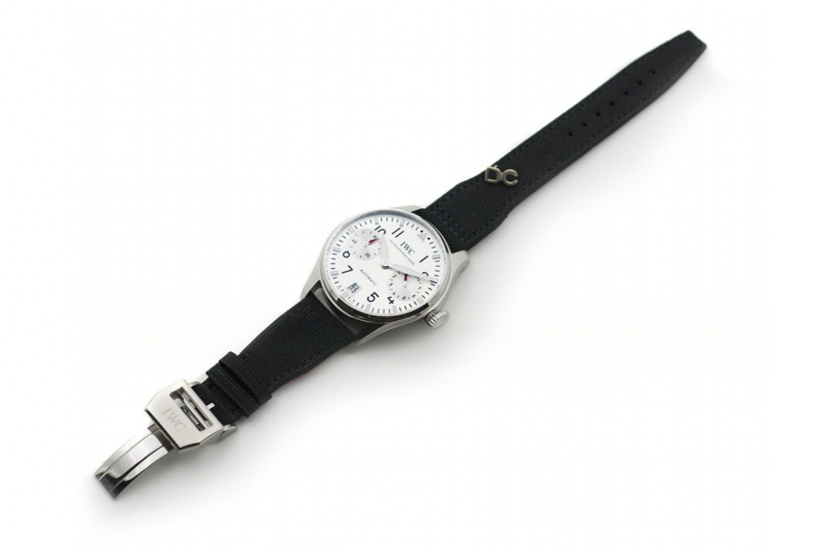 IWC Big Pilot’s Watch DFB Limited Edition IW500432-fasswatch