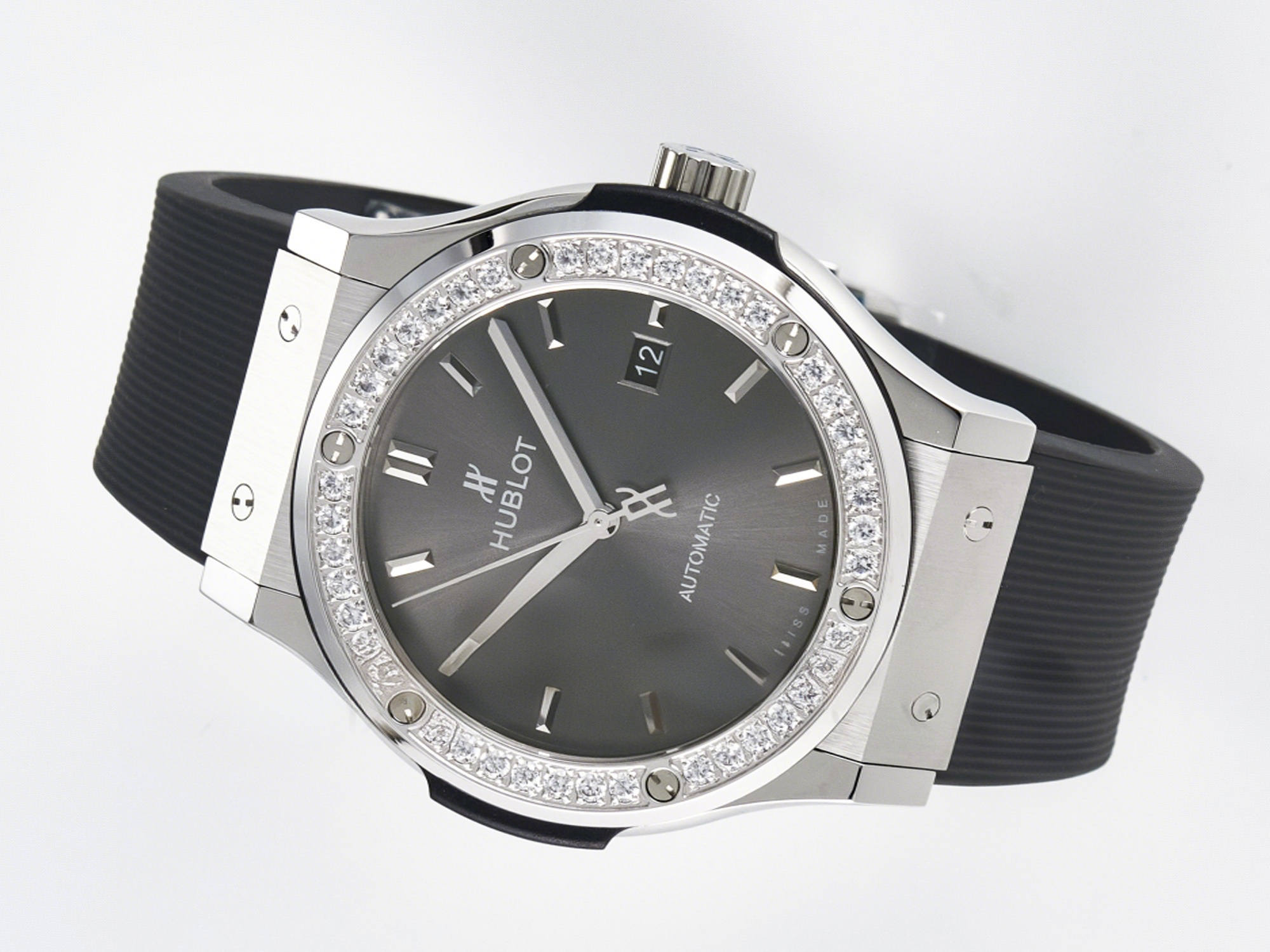 Hublot Classic Fusion Bang 42mm HBF 1:1 Best Edition Gray Dial Diamonds Bezel on Gray Rubber Strap A2892-fasswatch