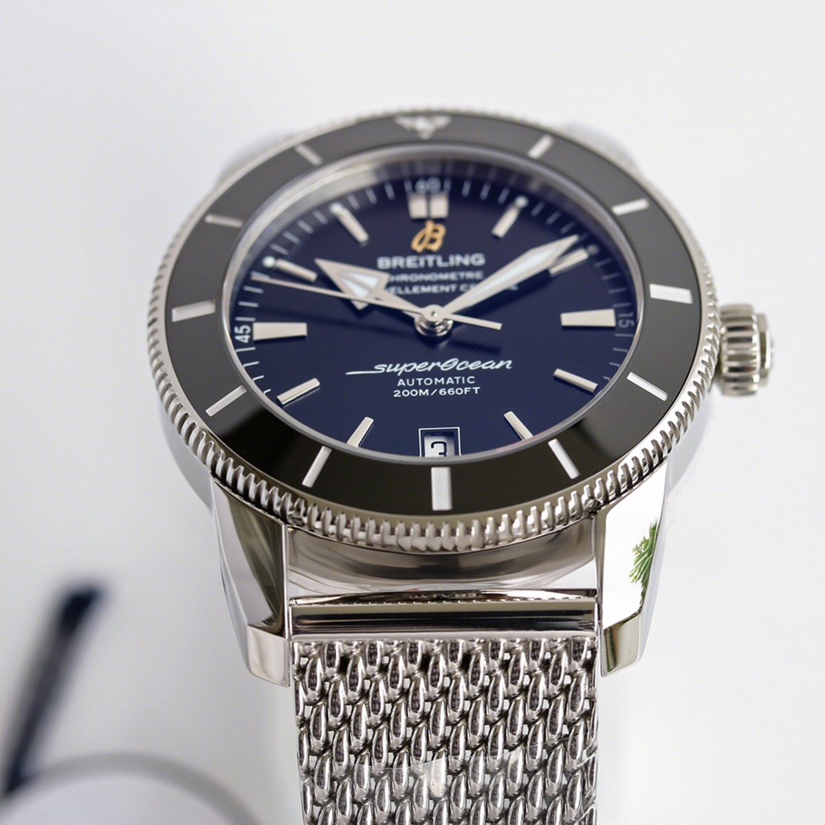 Breitling Superocean Heritage II B20 Automatic 42mm in Black Dial on Black Bezel-fasswatch