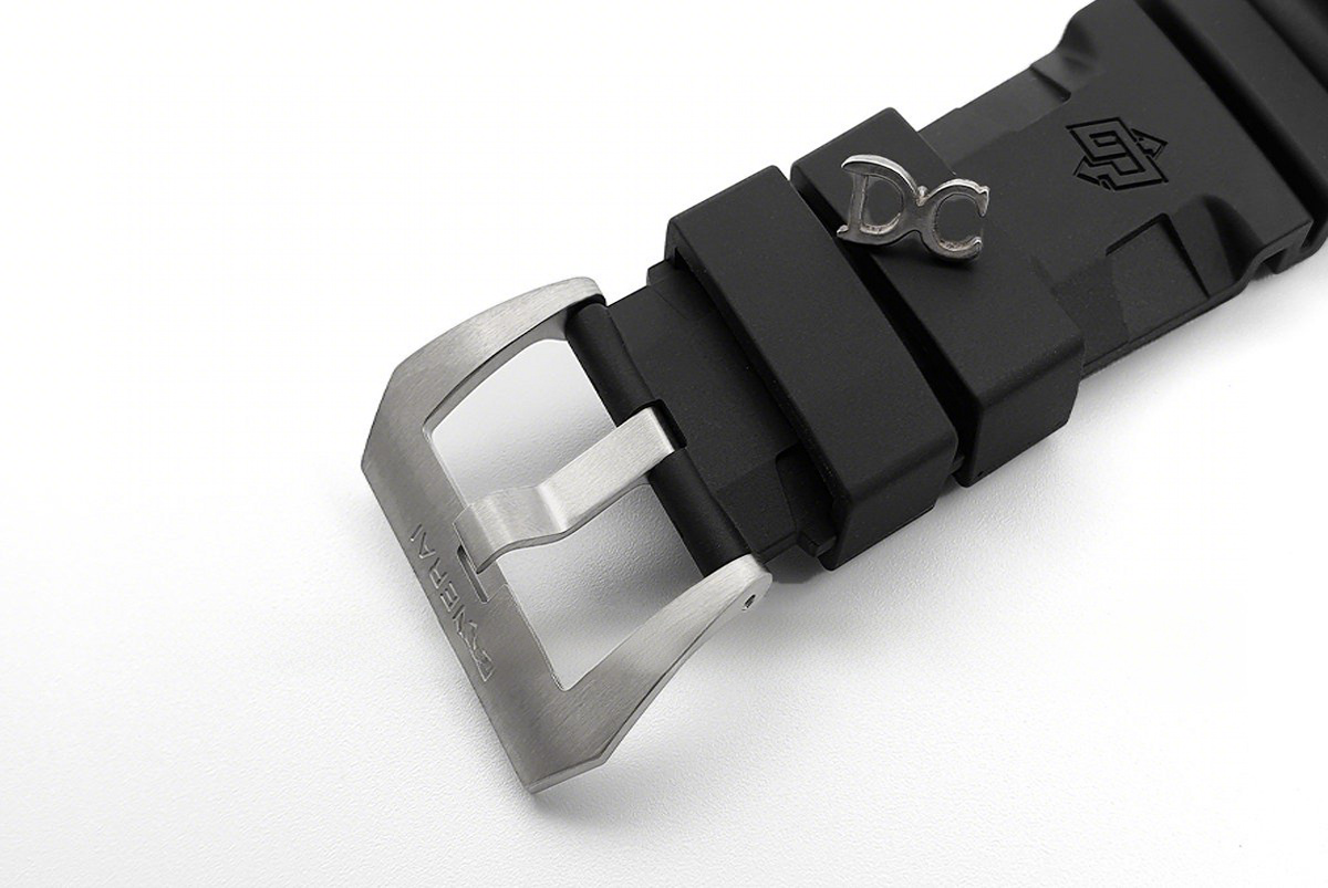 Panerai PAM799 Luminor Submersible BMG-Tech-fasswatch