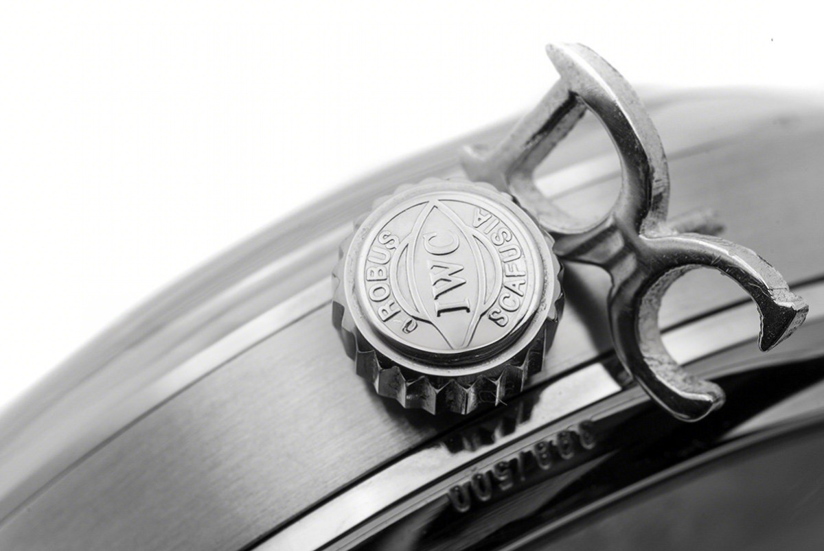 IWC Portuguese Tourbillon Mystère Rétrograde IW504204 in White Gold-fasswatch
