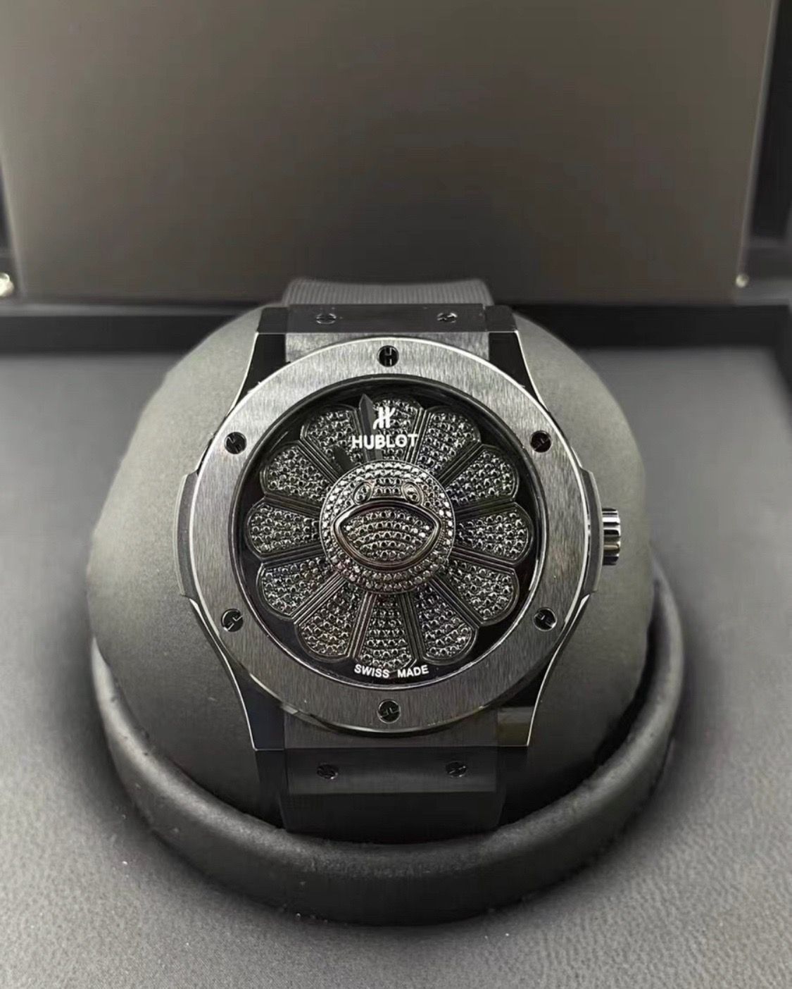 Hublot Classic Fusion Takashi Murakami All Black-fasswatch