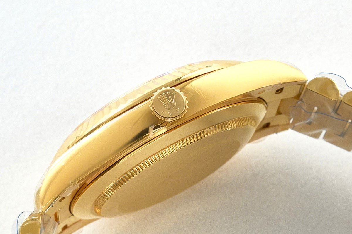 Rolex Daydate 40 228238 Bright Black Dial with Stick Marker in Yellow Gold (Gain Weight)-fasswatch