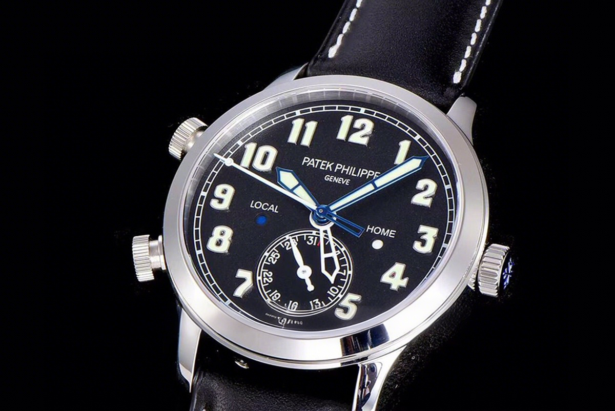 Patek Philippe Calatrava Pilot Travel Time 5524G-001 Dark Blue Dial in White Gold-fasswatch