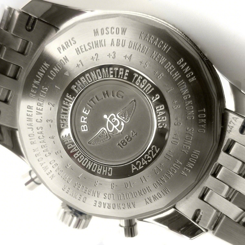 Breitling Navitimer World Chronograph-fasswatch