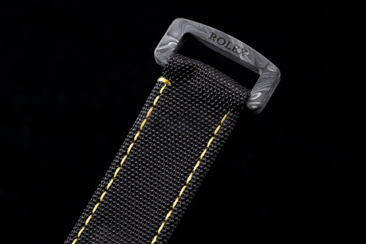 Rolex DIW GMT Spyder Carbon-fasswatch