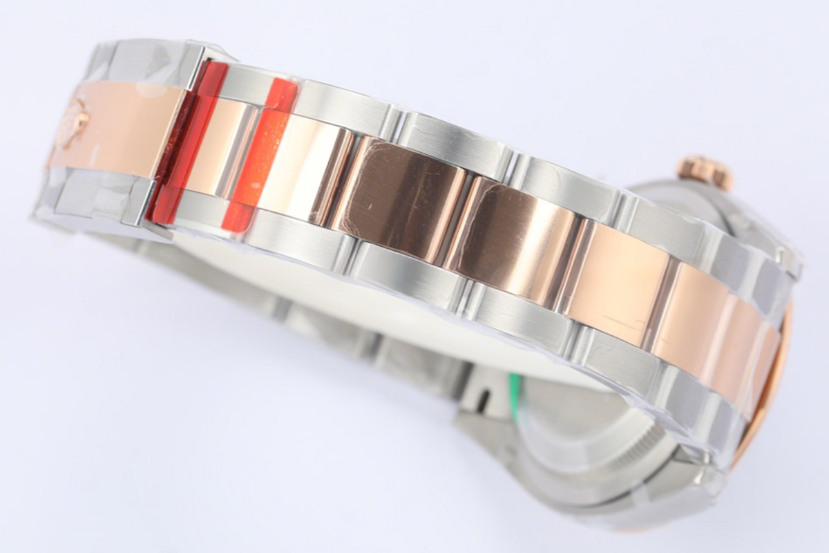 Rolex Datejust 36 126231 Silver Dial in Steel/Everose Gold-fasswatch