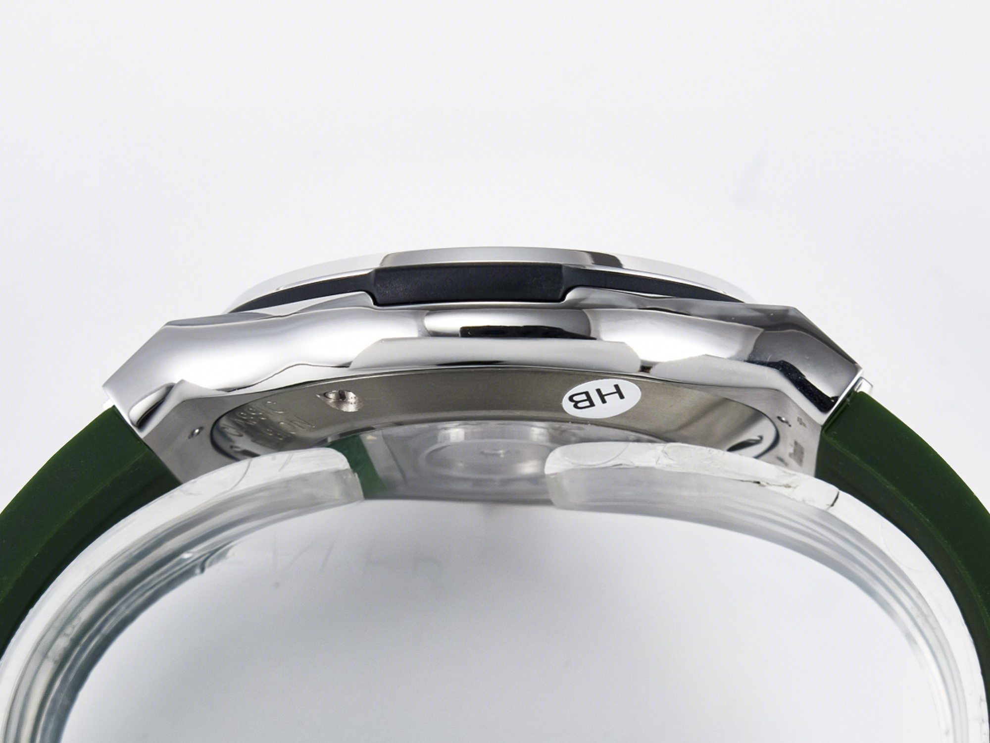 Hublot Classic Fusion Bang 42mm HBF 1:1 Best Edition Green Dial Diamonds Bezel on Green Rubber Strap A2892-fasswatch