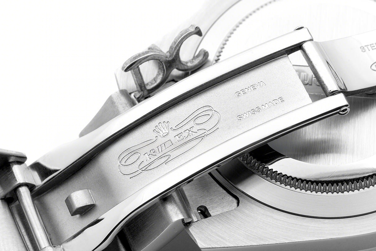 Rolex Supreme x Rolex ‘Fuck Em’ 114060 Submariner-fasswatch