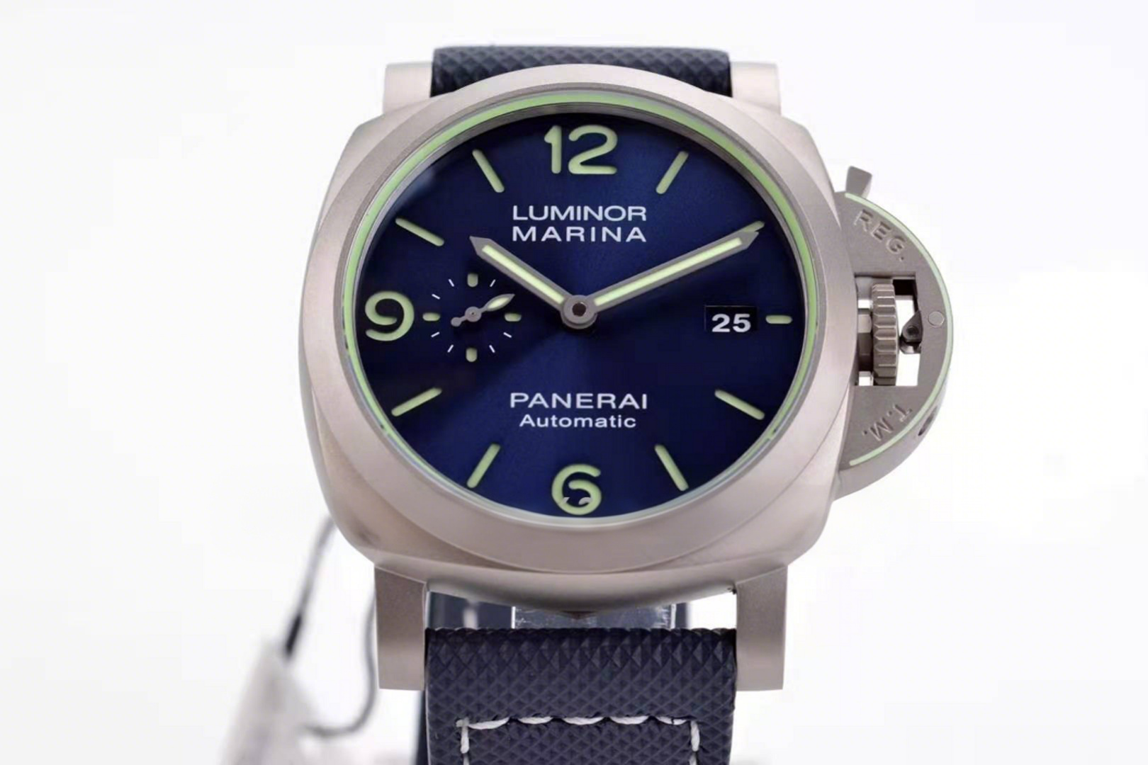 Panerai PAM1117 Luminor Marina 44mm-fasswatch