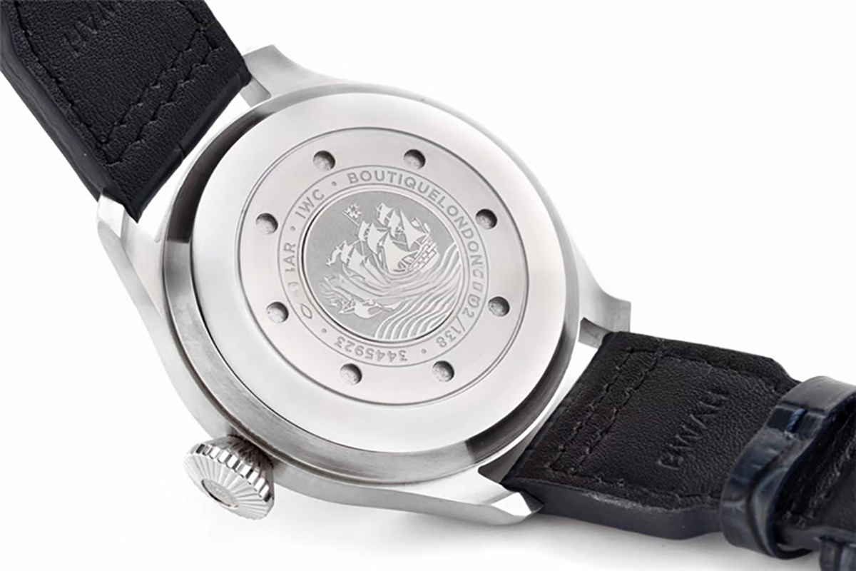 IWC Big Pilot’s Watch Edition ‘Boutique London’ IW501008-fasswatch