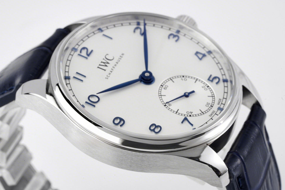 IWC Portugieser Automatic 40 IW358304 White Dial in Steel-fasswatch