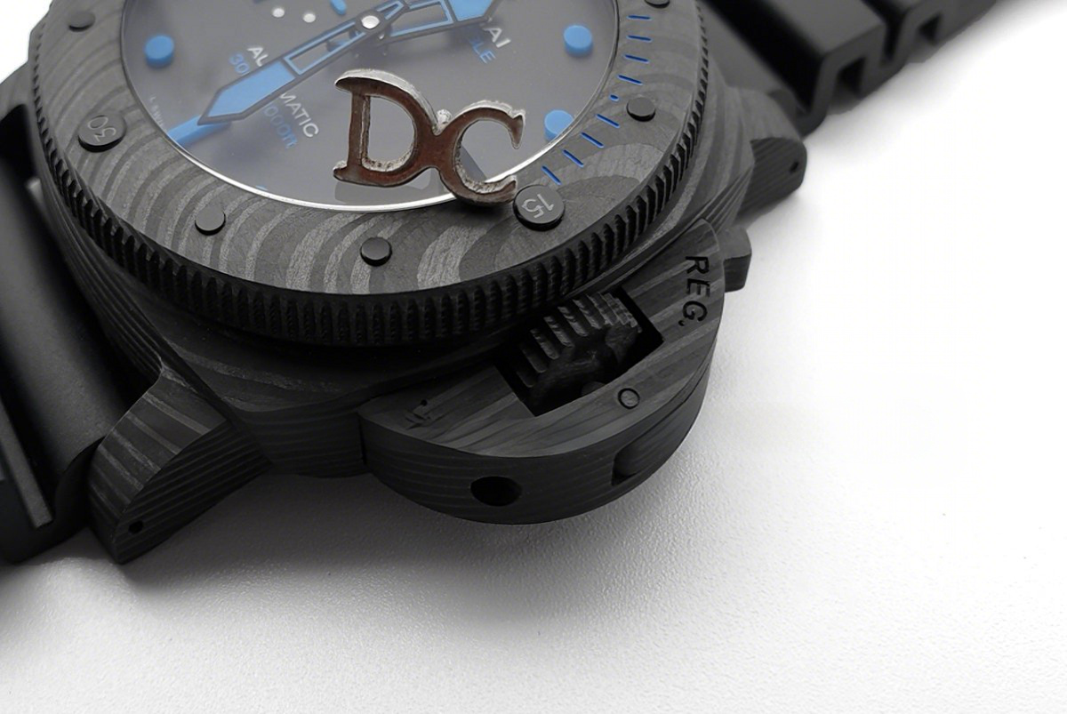 Panerai PAM1616 Luminor Submersible Carbotech-fasswatch