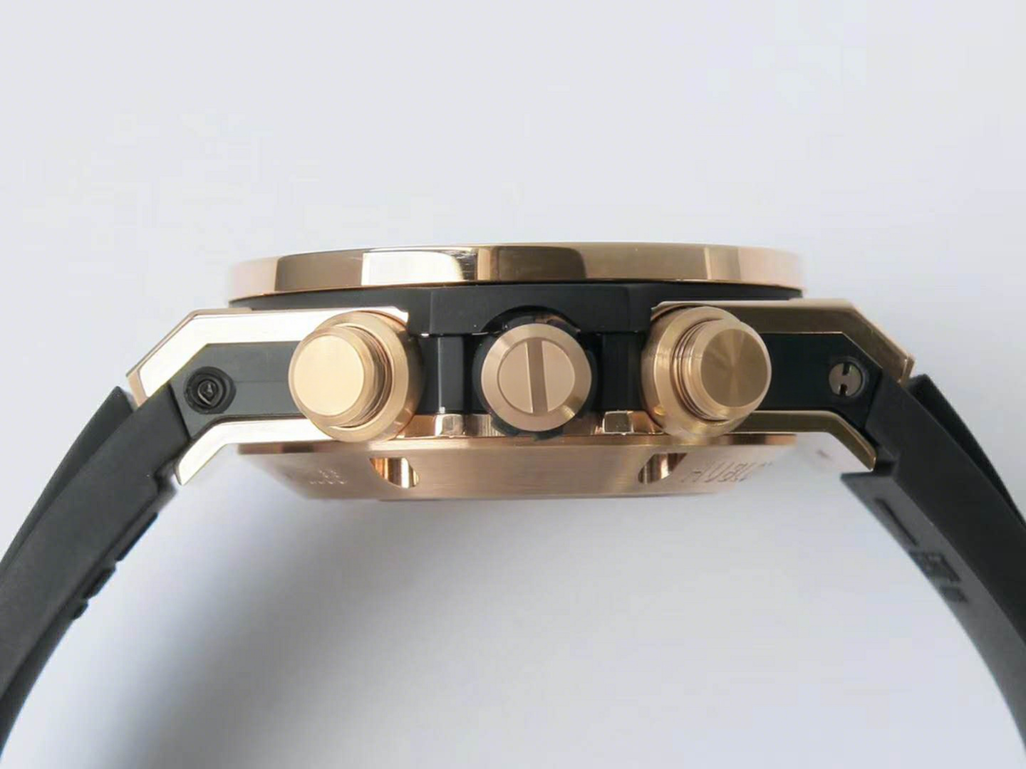 Hublot Big Bang Unico King Gold-fasswatch