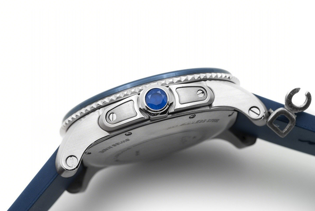 Calibre de Cartier Diver Blue Dial in Steel-fasswatch