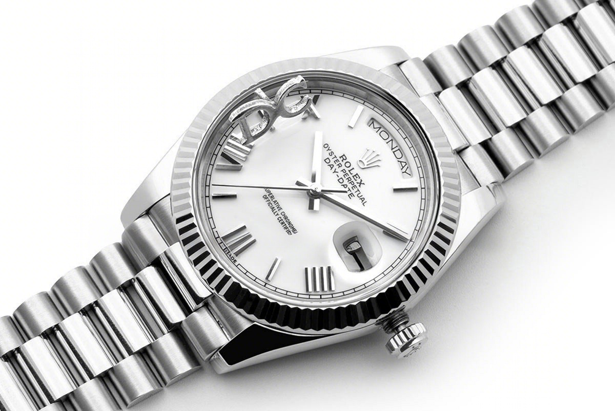 Rolex Day-Date 40 228239 White Dial in White Gold-fasswatch