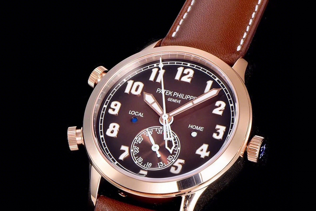 Patek Philippe Calatrava Pilot Travel Time 5524R Brown Dial in Rose Gold-fasswatch