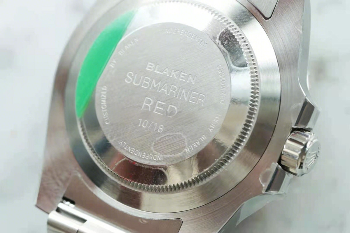 Rolex Blaken Submariner Red-fasswatch