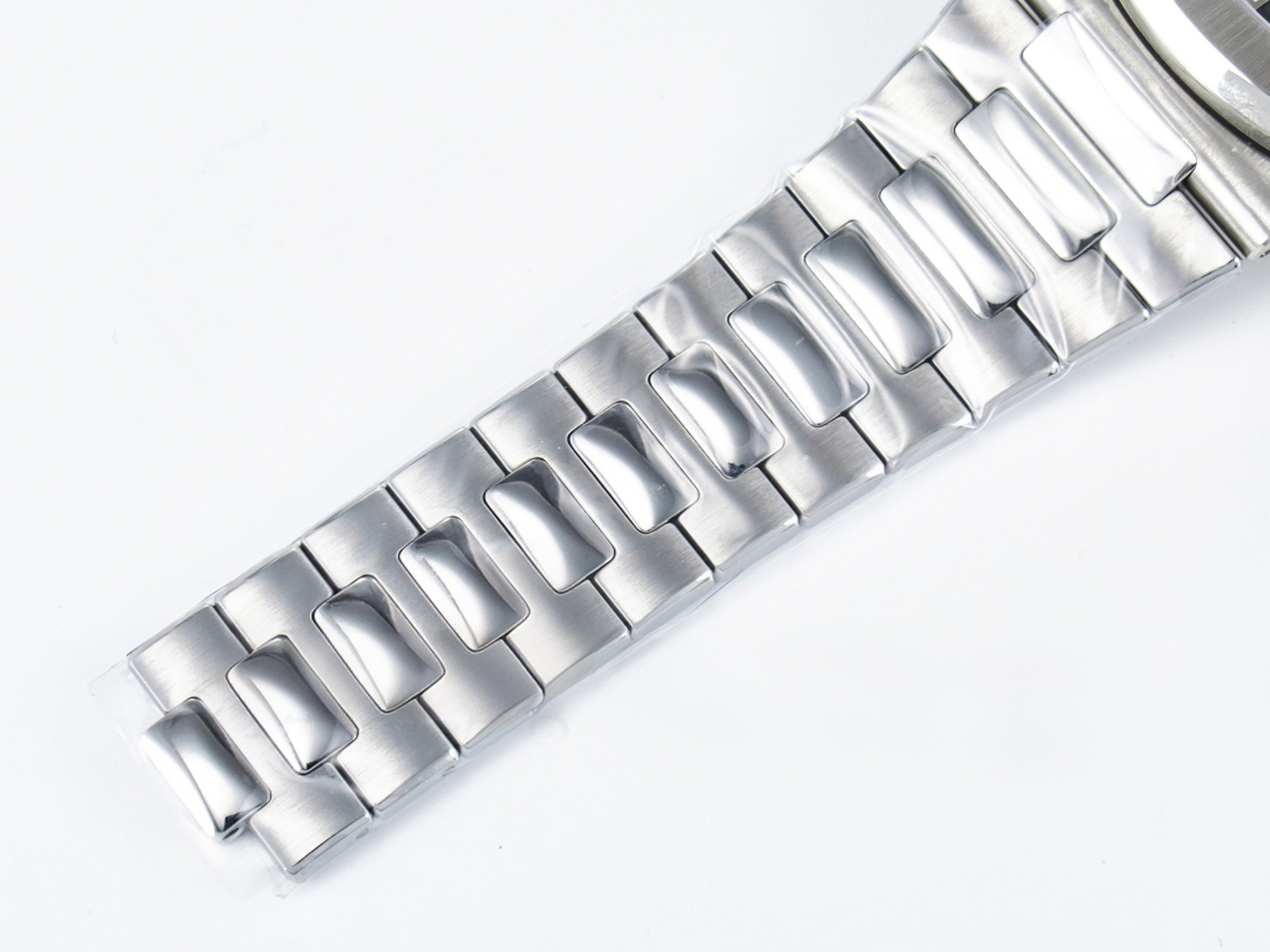 Patek Philippe Nautilus 5712 SS OMEF 1:1 Best Edition Blue Dial on SS Bracelet A240 Super Clone-fasswatch