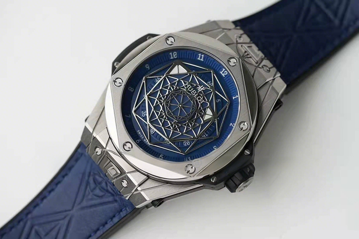 Hublot Big Bang Unico Sang Bleu in Titanium on Blue Leather Strap-fasswatch
