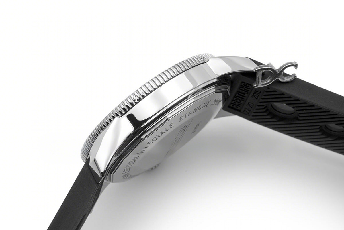 Breitling Superocean Heritage II B20 Automatic in Black Dial with Green Bezel on Rubber Strap-fasswatch