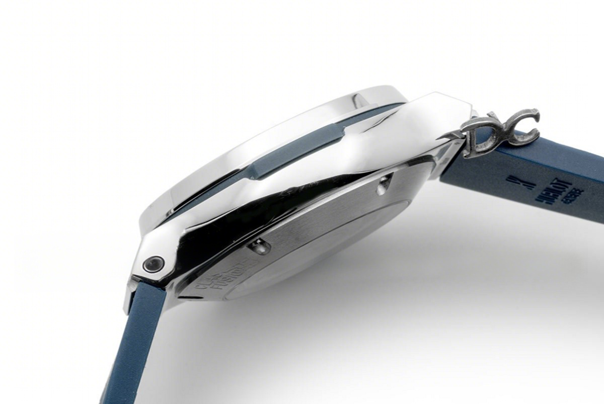 Hublot Classic Fusion Chronograph Blue Dial in Steel-fasswatch