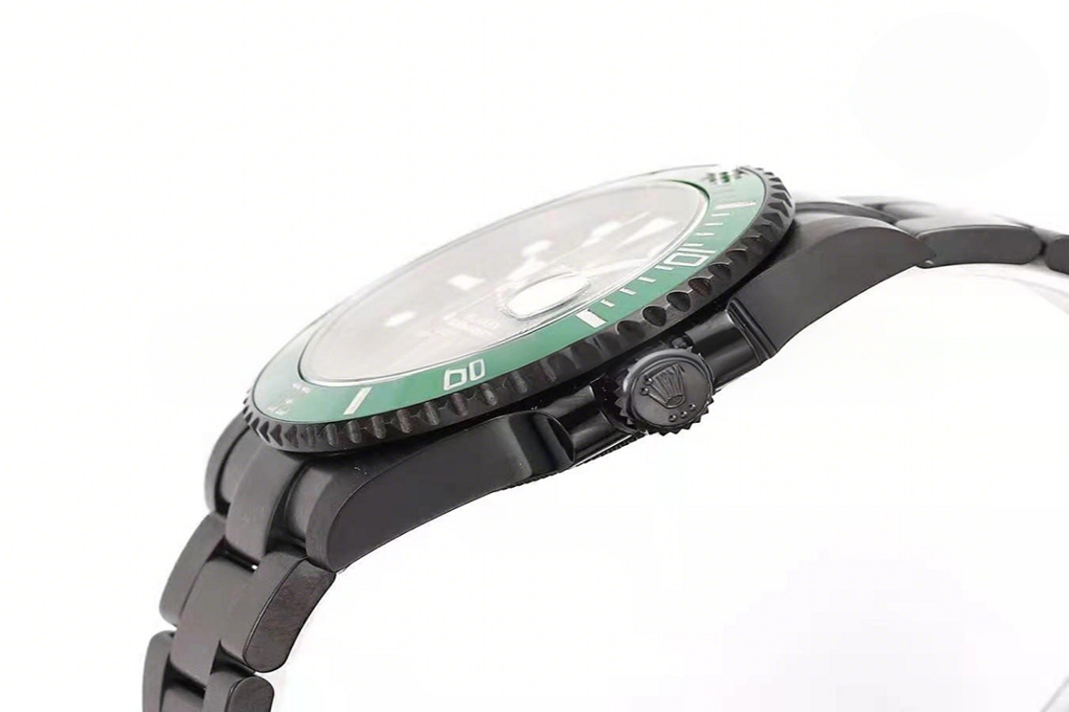 Rolex Blaken Submariner 116610 Green Dial in DLC-fasswatch