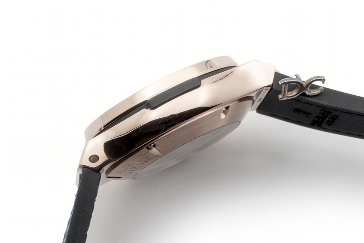 Hublot Classic Fusion Chronograph Blue Dial with Blue Marker in Rose Gold-fasswatch