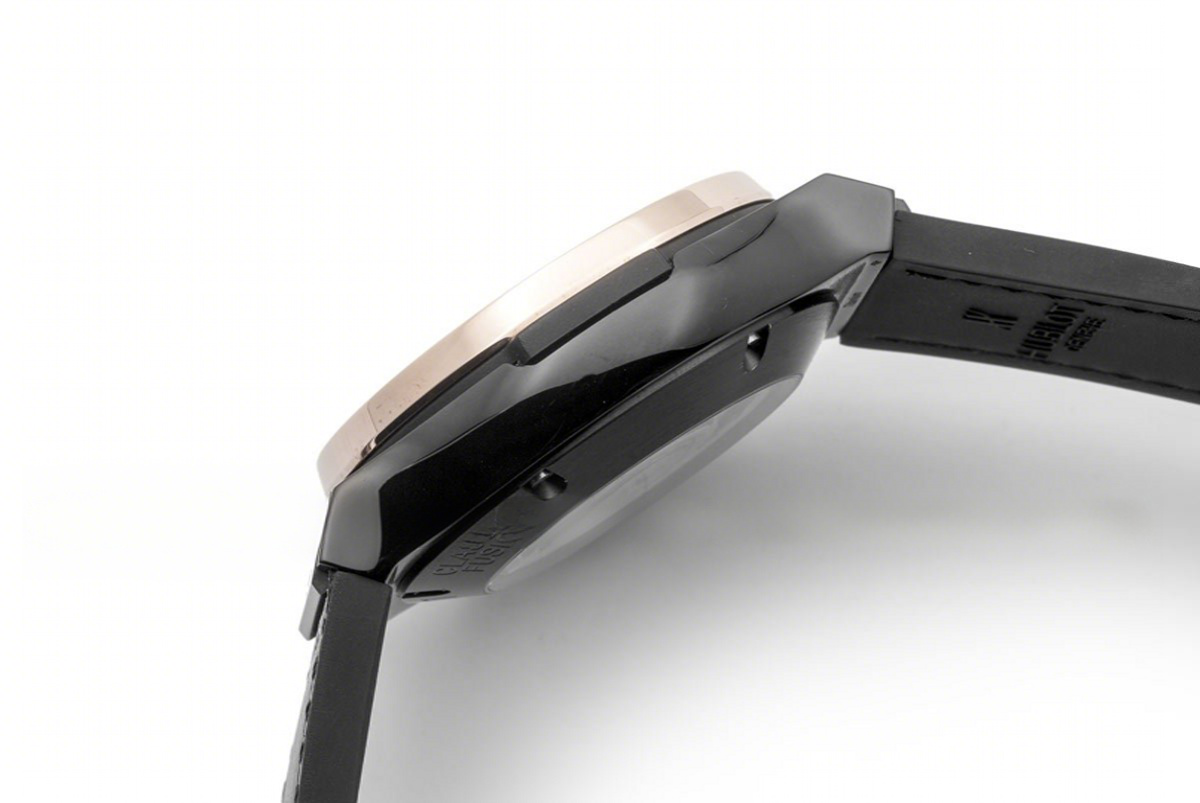 Hublot Classic Fusion Chronograph Black Dial with Rose Gold Bezel in PVD-fasswatch