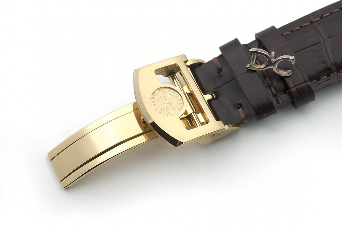 IWC Portugieser Annual Calendar IW5035 White Dial in Yellow Gold-fasswatch