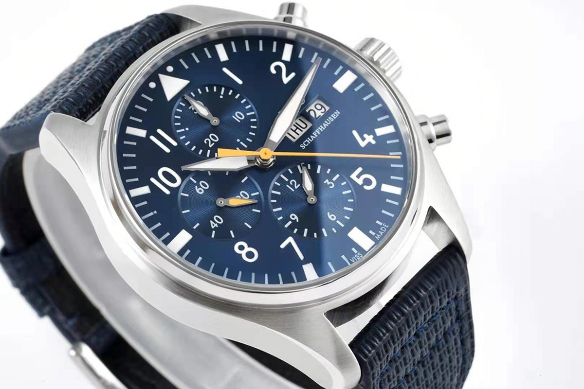 IWC Pilot’s Watch Le Petite Prince Chronograph-fasswatch