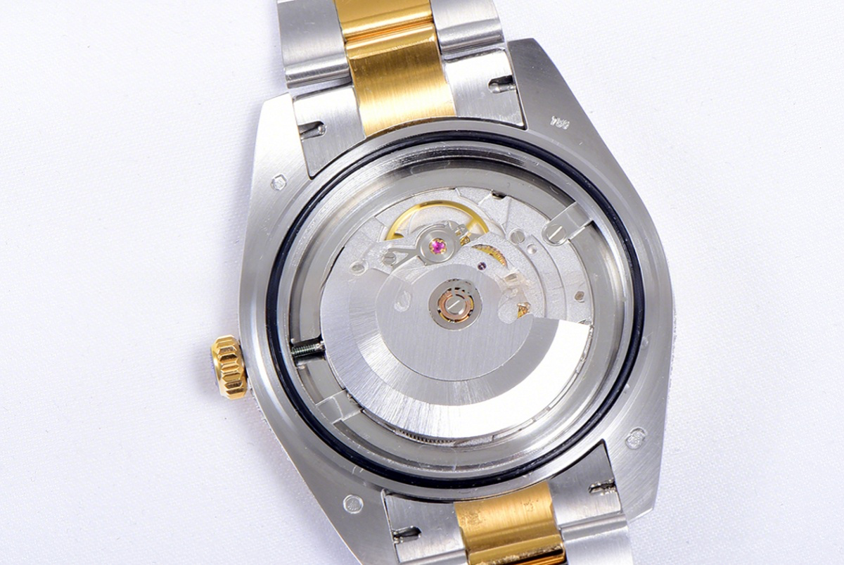 Rolex Datejust 41 126334 Diamond Paved Dial with Stick Markers in Yellow Gold-fasswatch