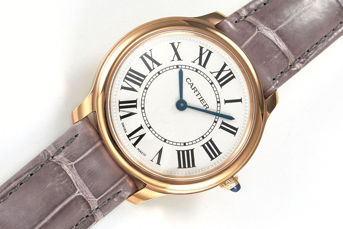 Cartier Ronde Must De Cartier 36mm White Dial in Rose Gold on Grey Leather Strap-fasswatch
