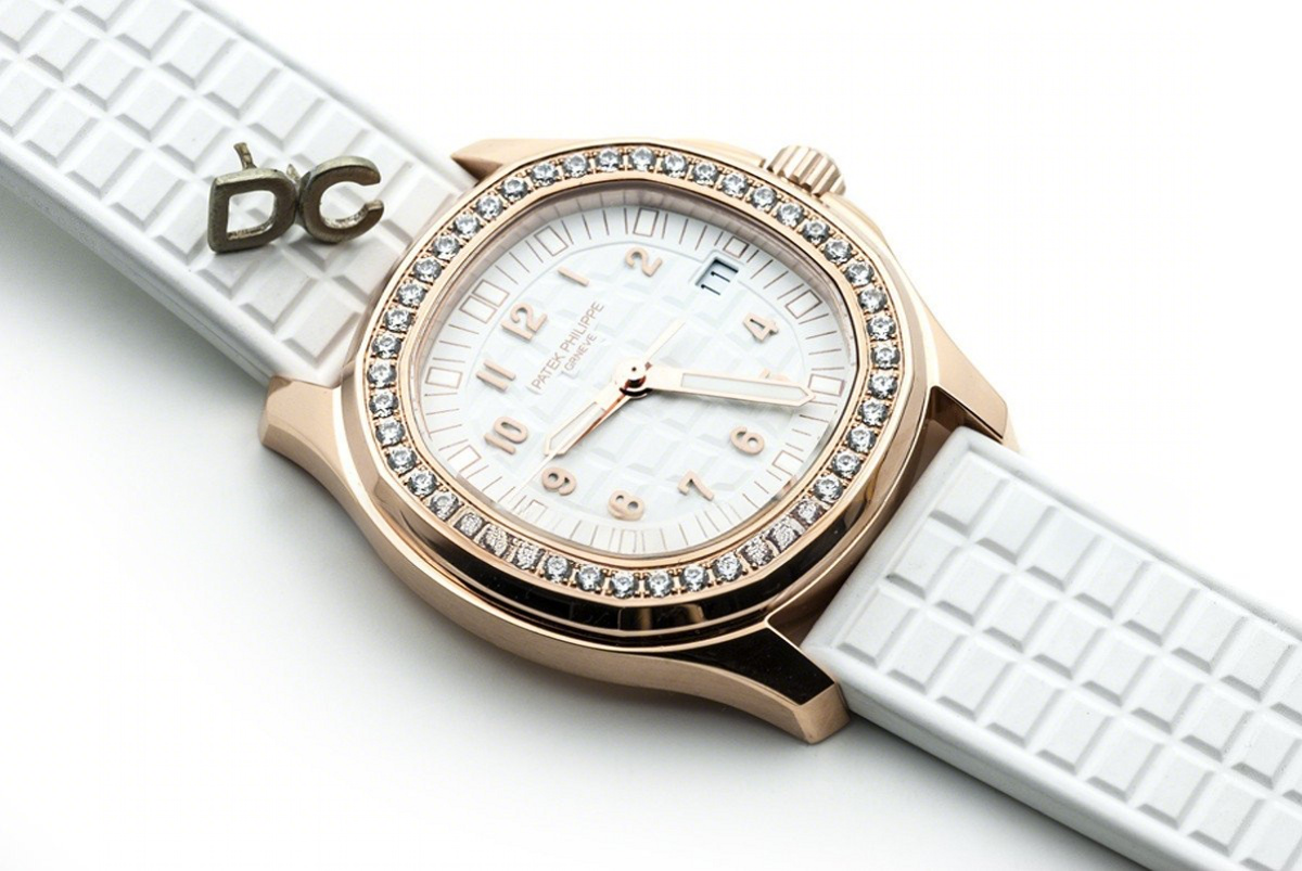 Patek Philippe Aquanaut Luce 5068R-010 in Rose Gold-fasswatch