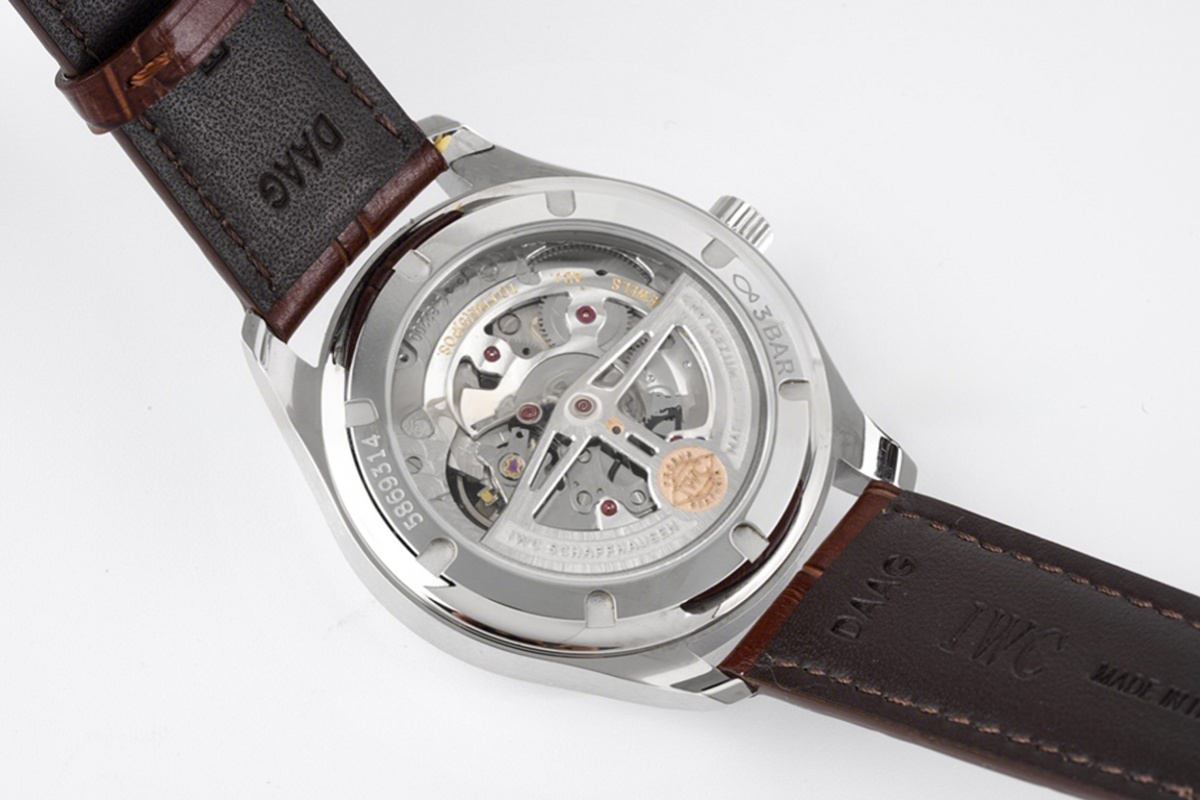 IWC Portugieser Automatic 40 IW358303 White Dial in Steel-fasswatch