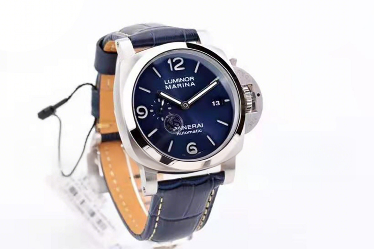 Panerai PAM1313 Luminor Marina 44mm-fasswatch