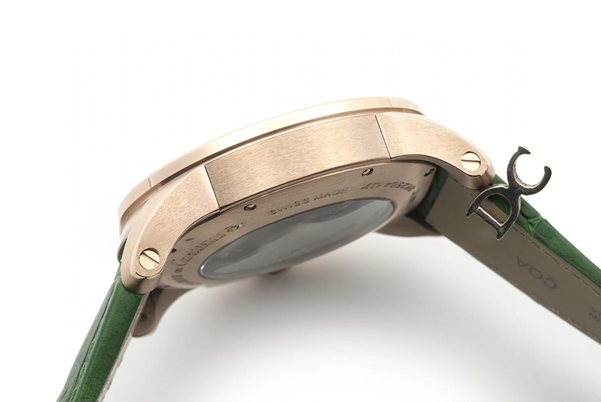 Calibre de Cartier White Dial in Rose Gold on Green Leather Strap-fasswatch