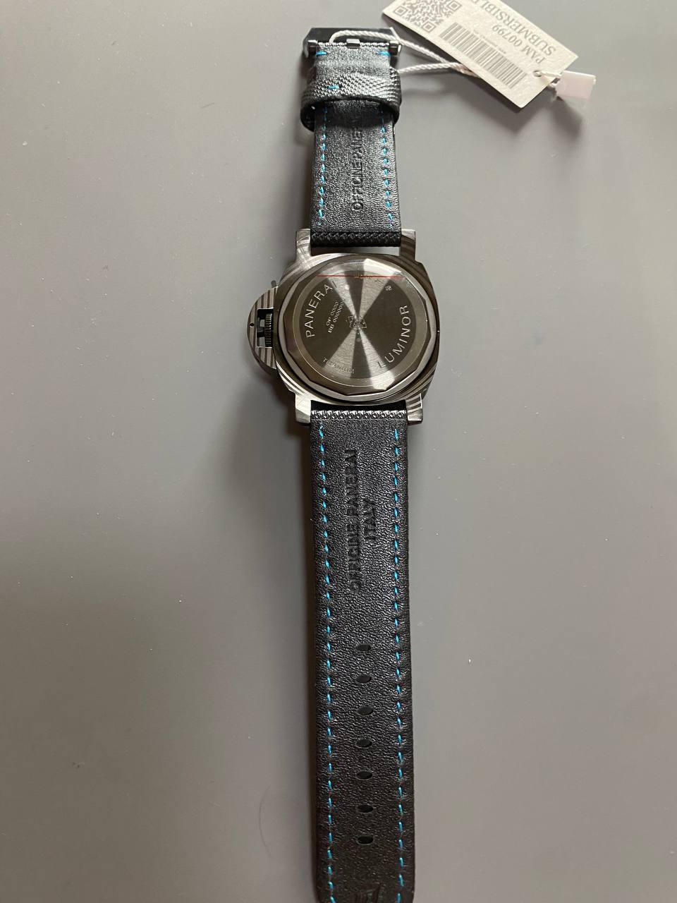 Panerai Pam1661 Luminor Marina Carbotech 44mm-fasswatch