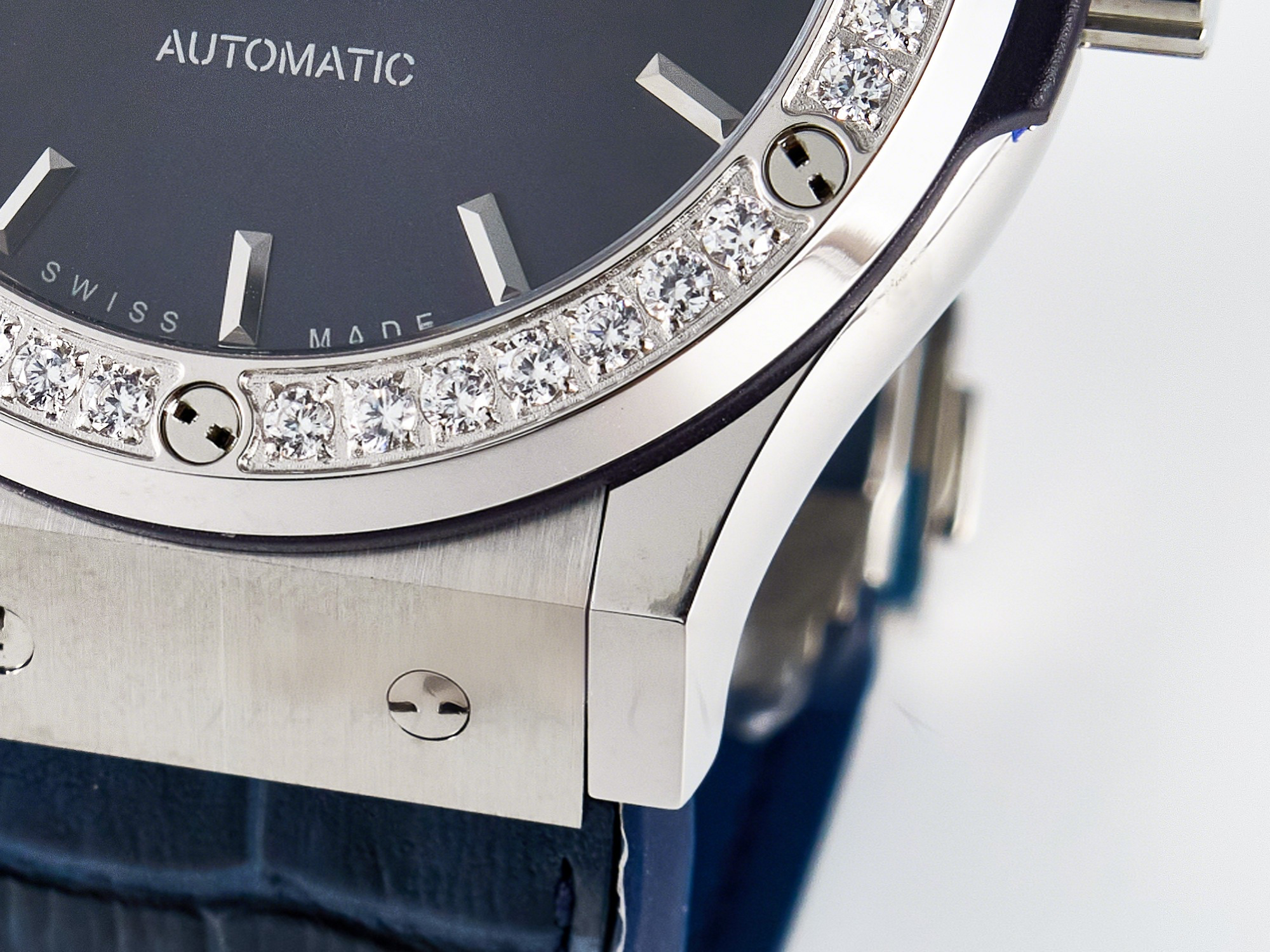 Hublot Classic Fusion Bang 42mm HBF 1:1 Best Edition Blue Dial Diamonds Bezel on Blue Leather Strap A2892-fasswatch