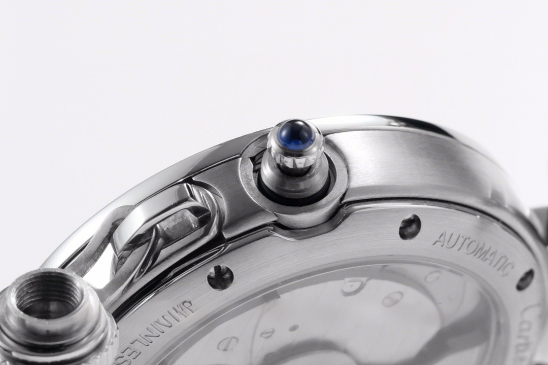 Cartier Pasha de Cartier 35mm in Violet Leather Strap-fasswatch