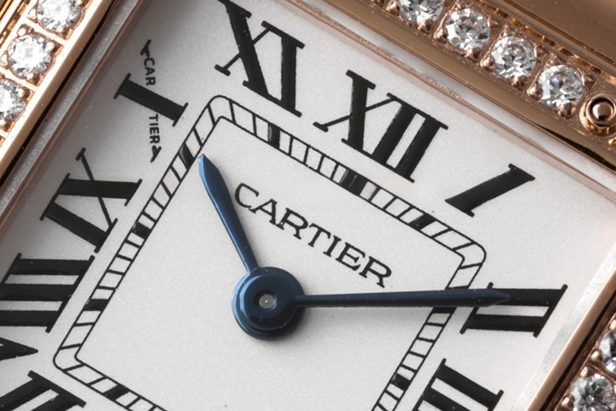 Cartier Panthère De Cartier 22mm White Dial in Rose Gold with Diamond Bezel-fasswatch