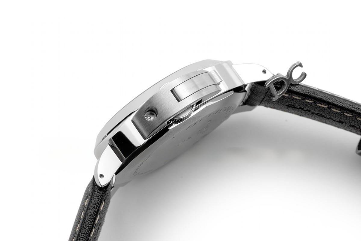 Panerai PAM773 Luminor Base Logo 3 Days Acciaio-fasswatch