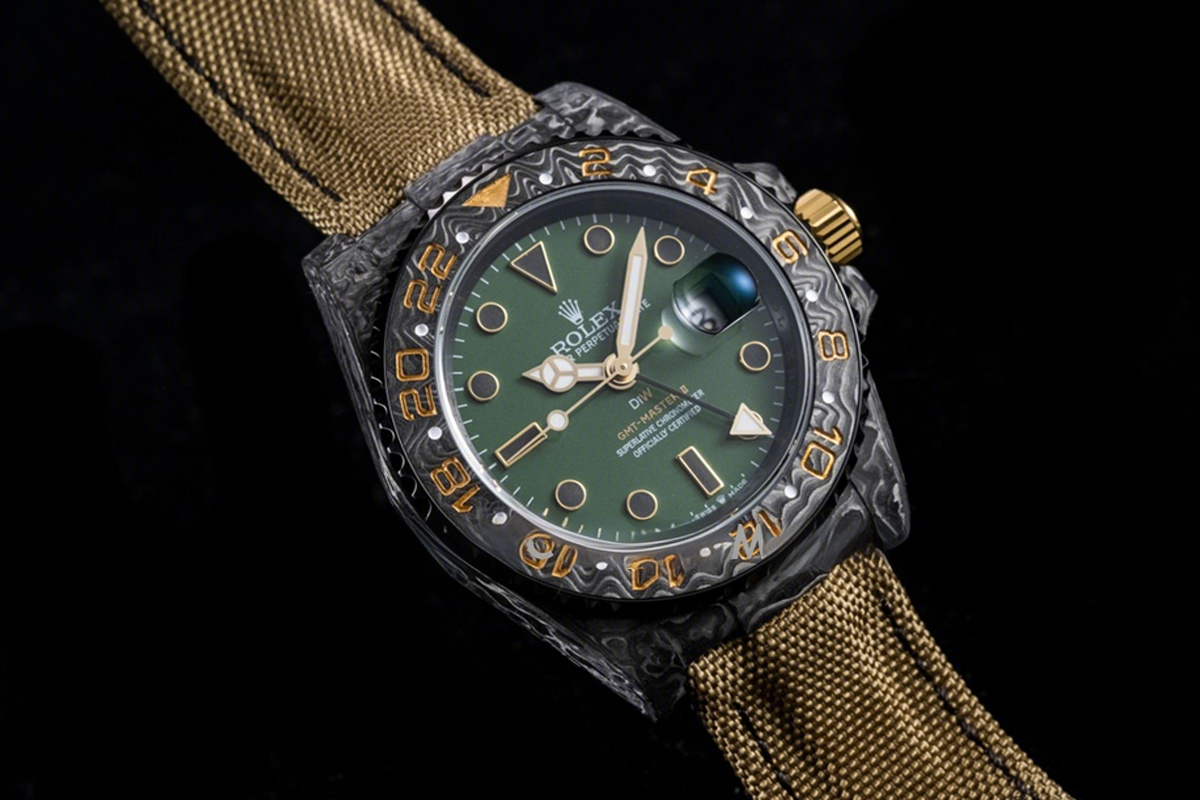 Rolex DIW GMT Desert Camo Carbon-fasswatch