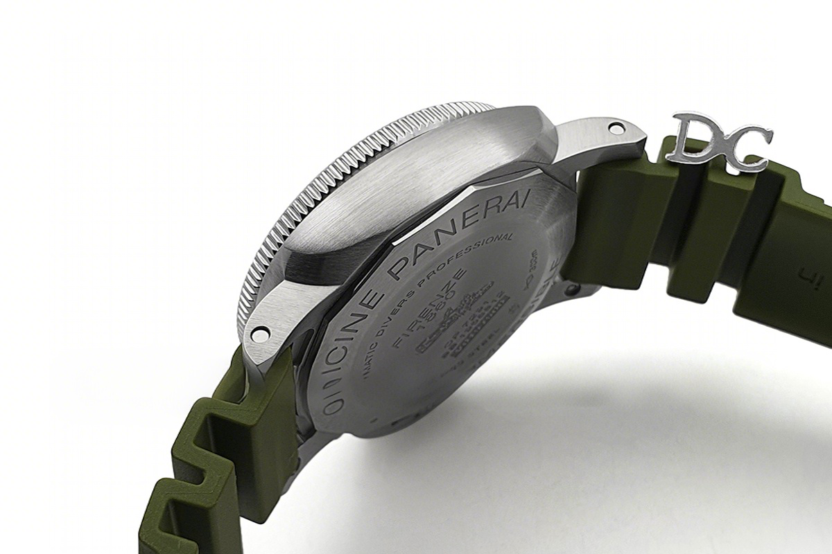 Panerai Pam1055 Luminor Submersible 42mm-fasswatch