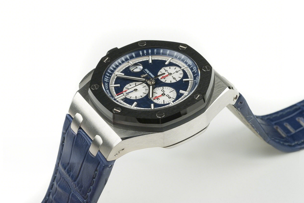 Audemars Piguet Royal Oak Offshore Novelty 44mm Platinum-fasswatch