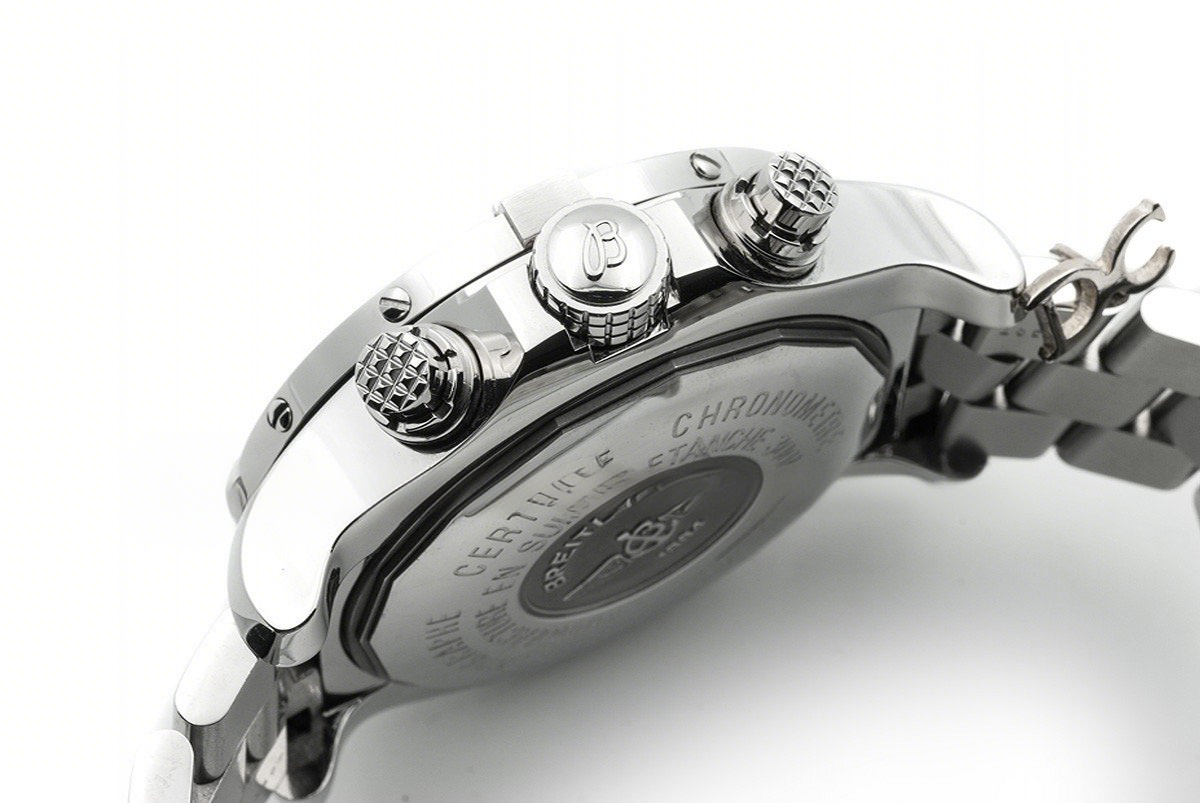 Breitling Avenger Skyland Blue Dial in Steel-fasswatch