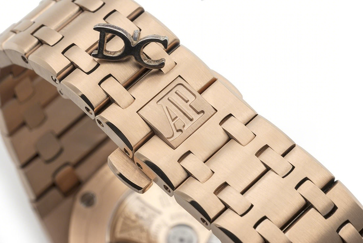 Audemars Piguet Royal Oak Offshore Gold Themes 2014-fasswatch