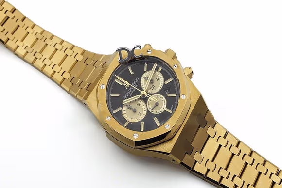 Audemars Piguet Royal Oak Self-Winding Chronograph Black/Gold Dial in Yellow Gold-fasswatch