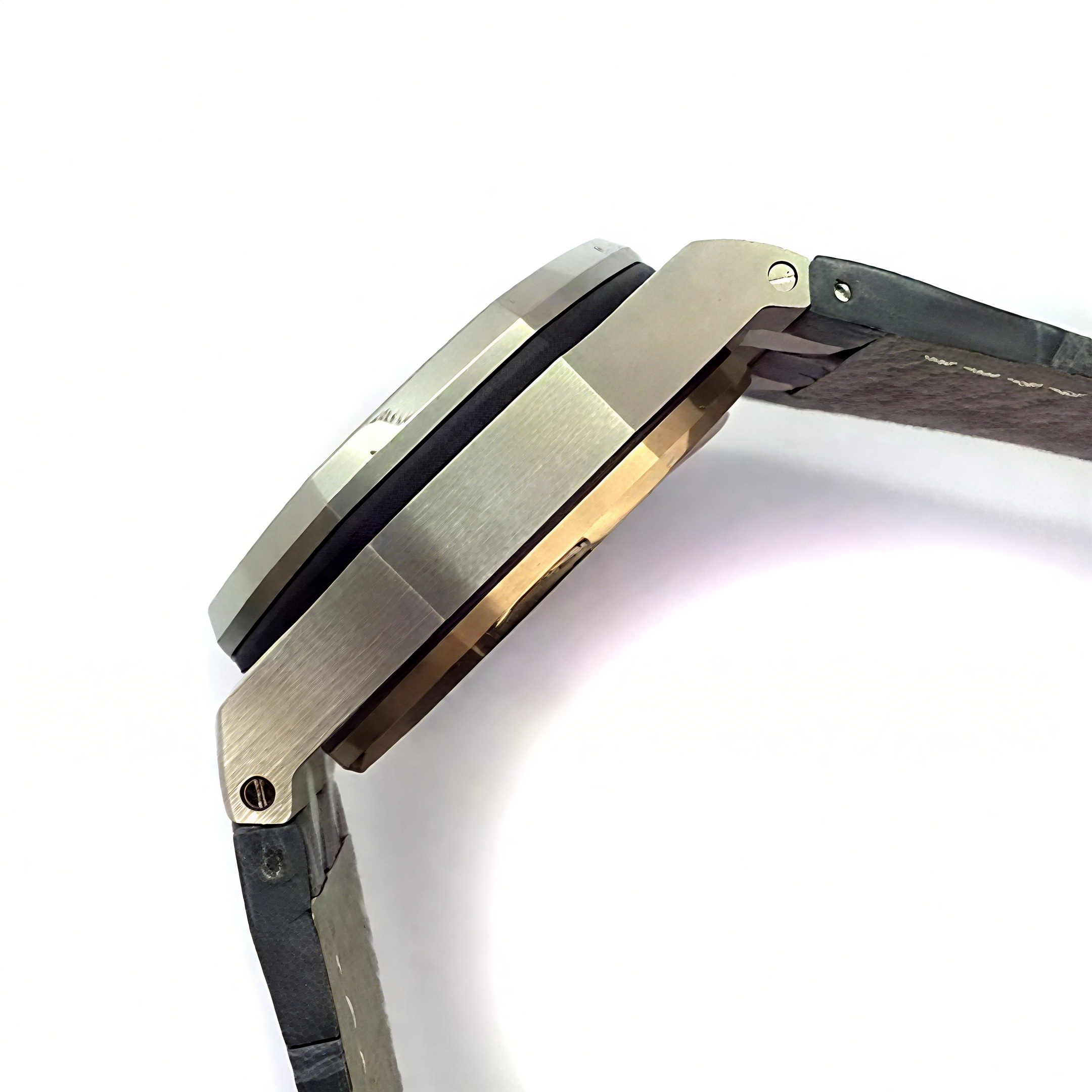 Audemars Piguet Royal Oak Offshore Pride of Indonesia-fasswatch