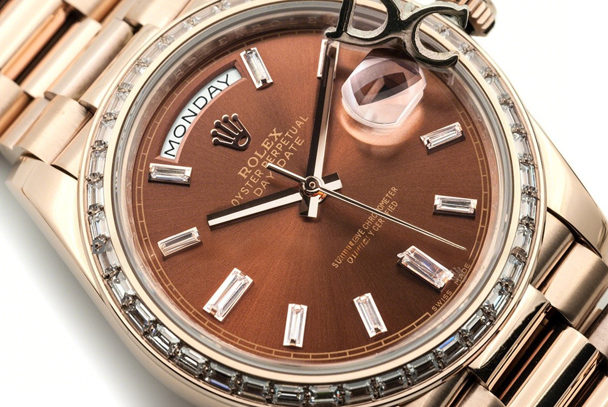 Rolex Day-Date 40 Everose Gold Diamond Bezel 228235 Chocolate Dial-fasswatch